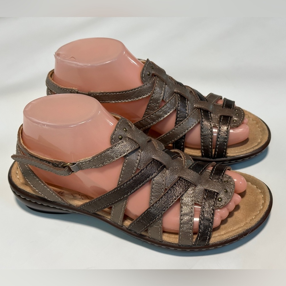 Naturalizer leather strap sandals Sz 7.5 M comfort sling back